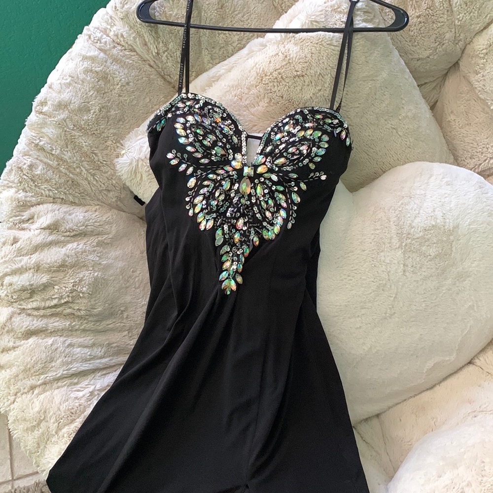 Black prom dress